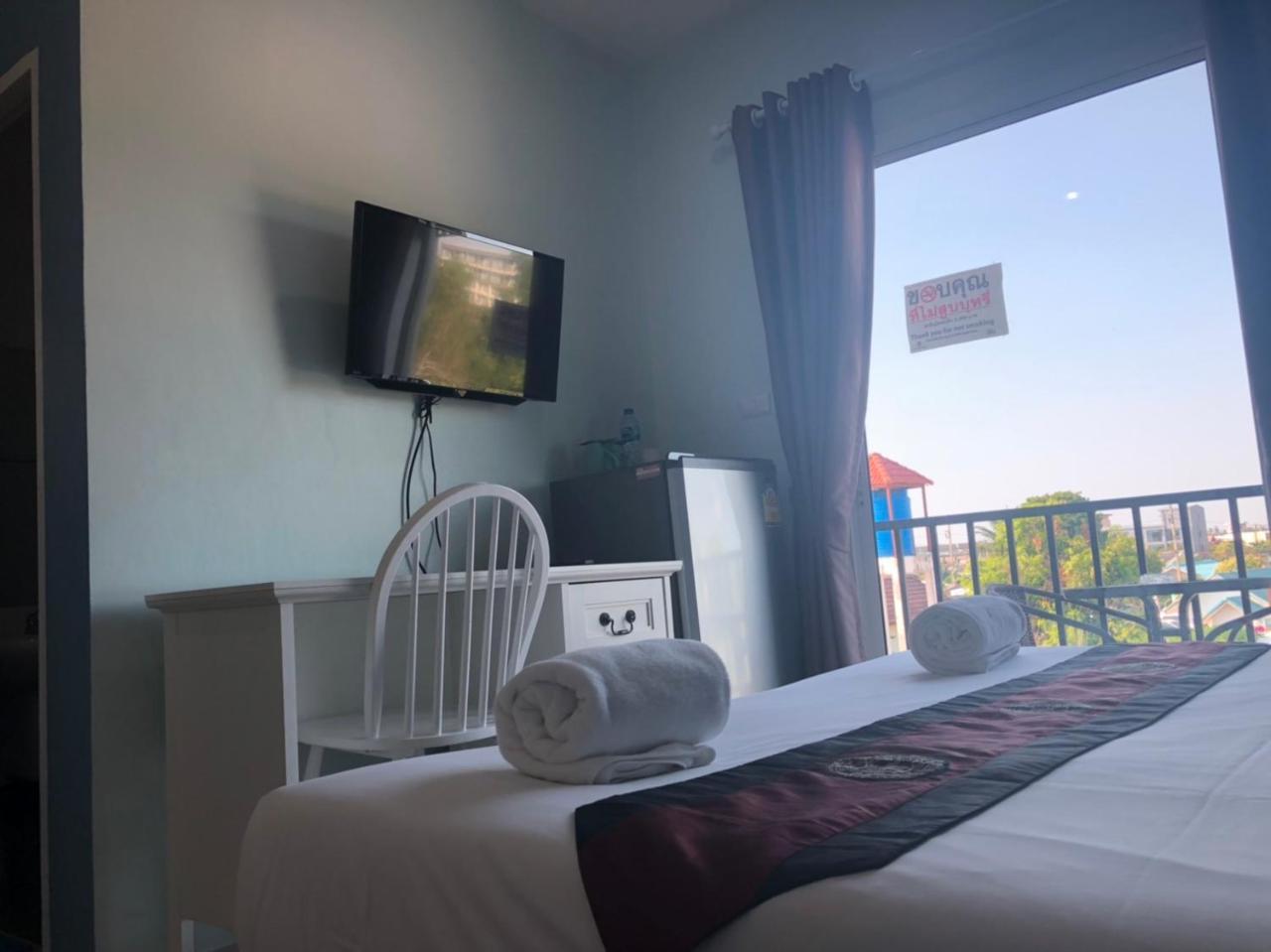 카오 오트 에어포트 호텔 Nai Yang Beach 외부 사진